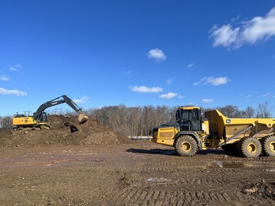 Rough-grading panorama of the Express Auto Spa pad.